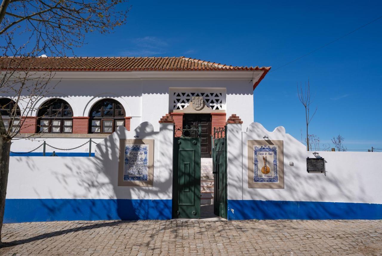 לינה וארוחת בוקר Vila Fernando  Escola Do Fado מראה חיצוני תמונה